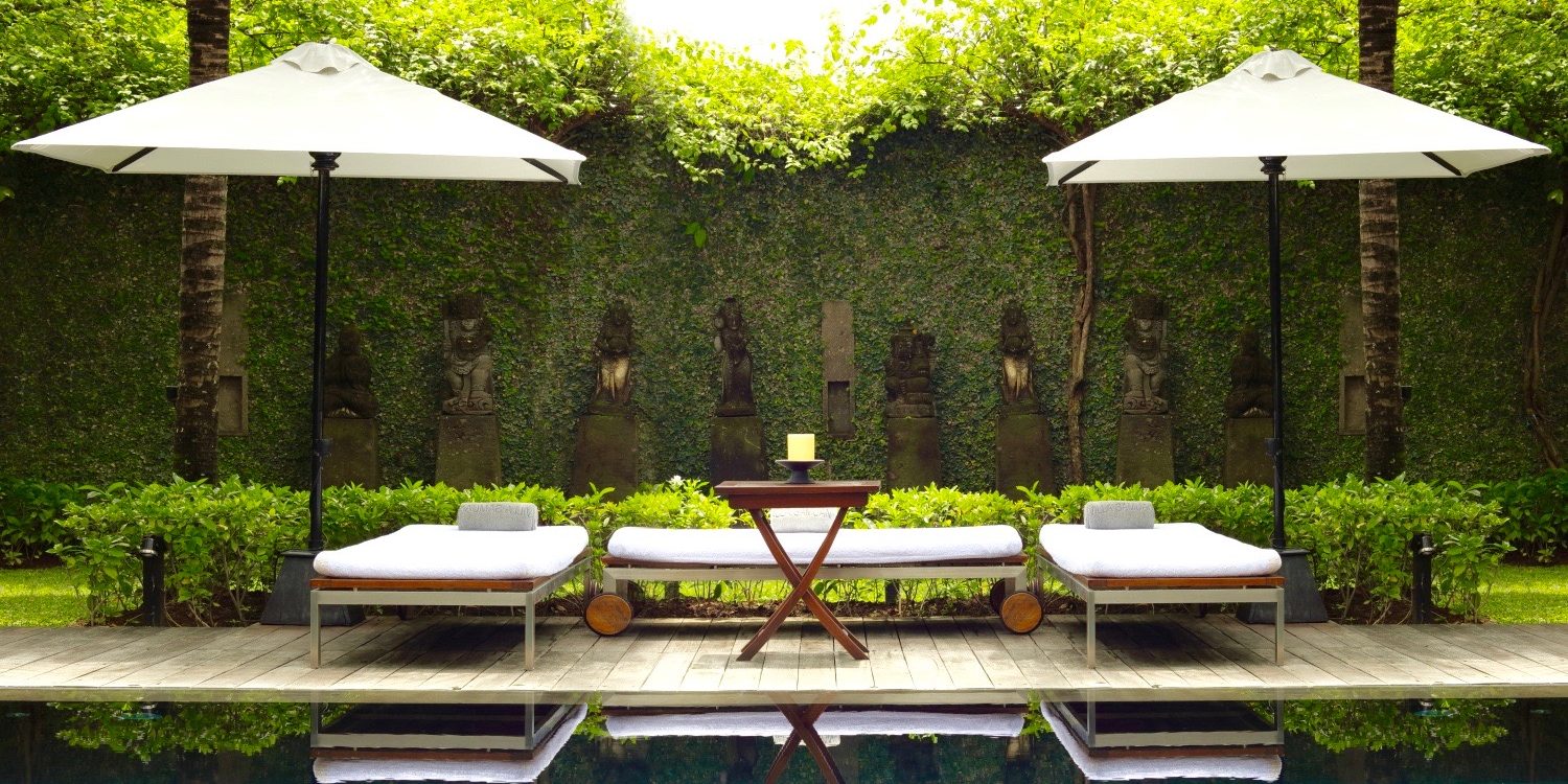 Villa Samuan sun beds luxury villa seminyak bali