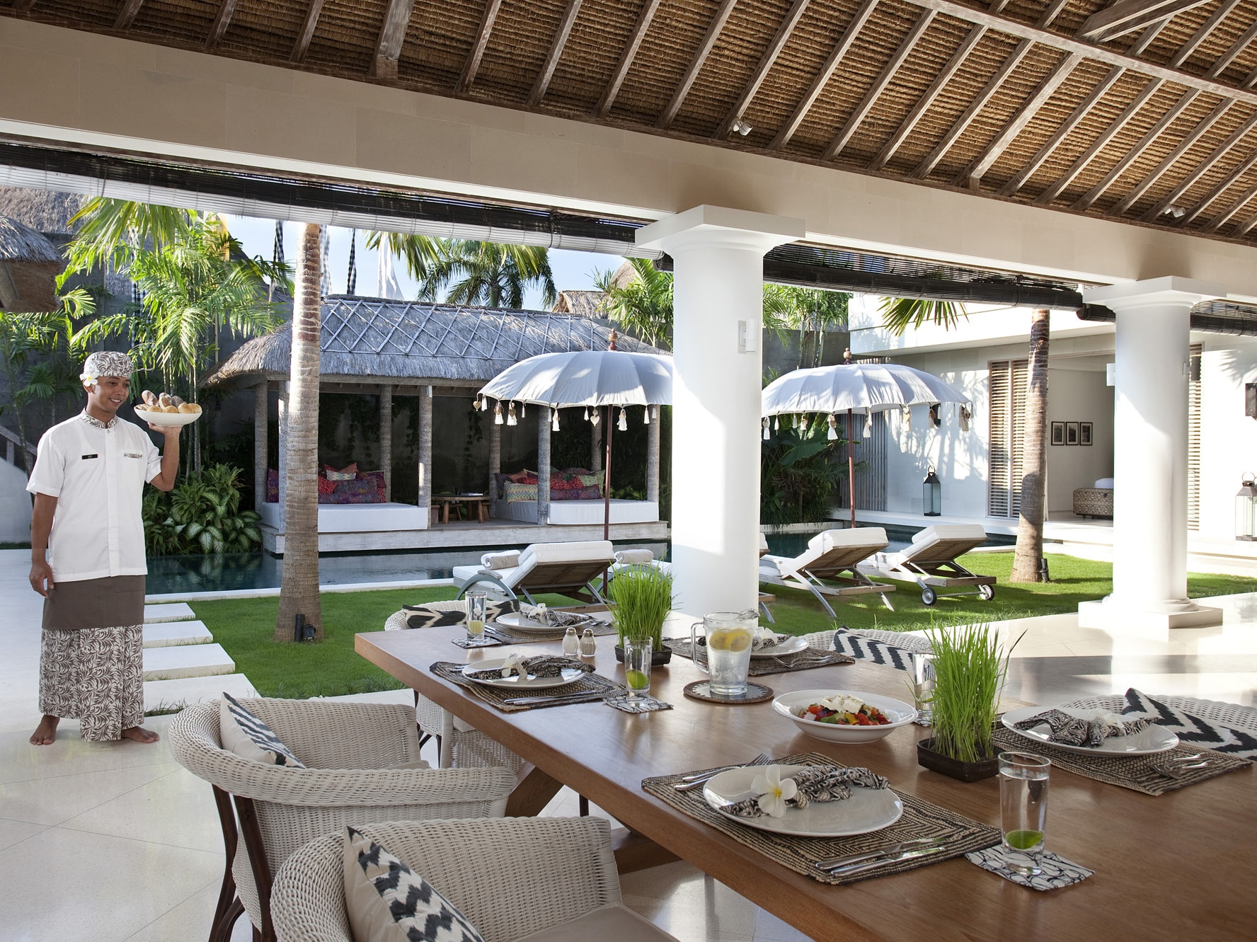 Dinning area, open concept - Villa Adasa