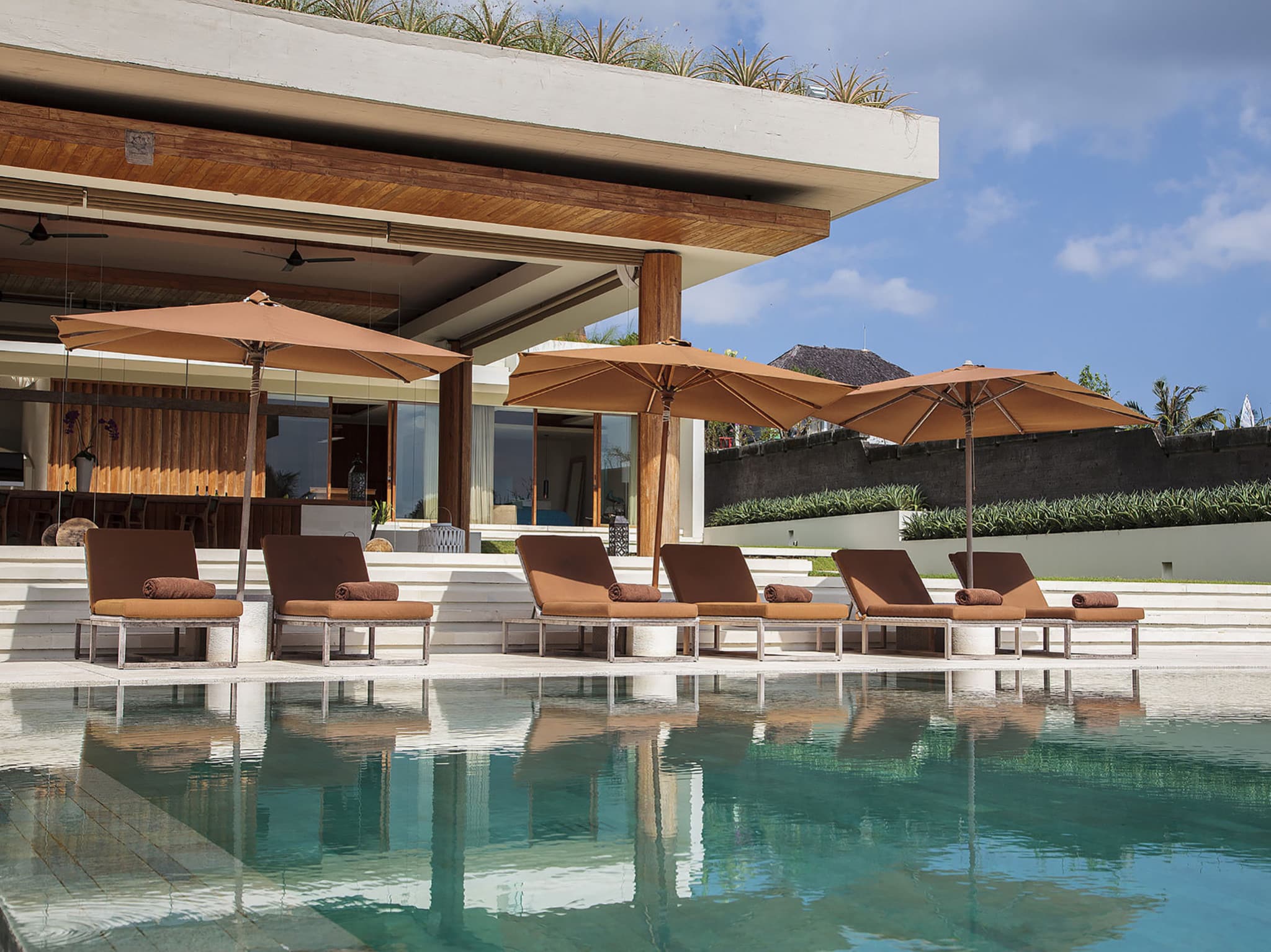 The Iman Villa - Canggu Bali - Infinity pool